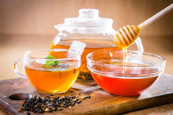 秋季喝蜂蜜苦丁茶有什么好处 蜂蜜苦丁茶的做法