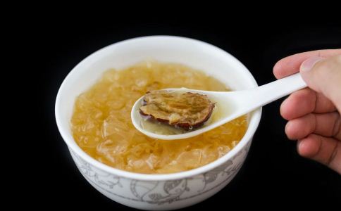 银耳红枣汤能减肥吗 银耳红枣汤的功效