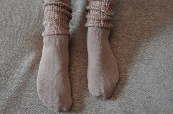 冬天睡觉穿袜子好吗 睡觉穿袜子注意事项
