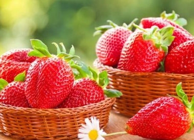 什么食物能减肥迅速？草莓吃多了会苗条么