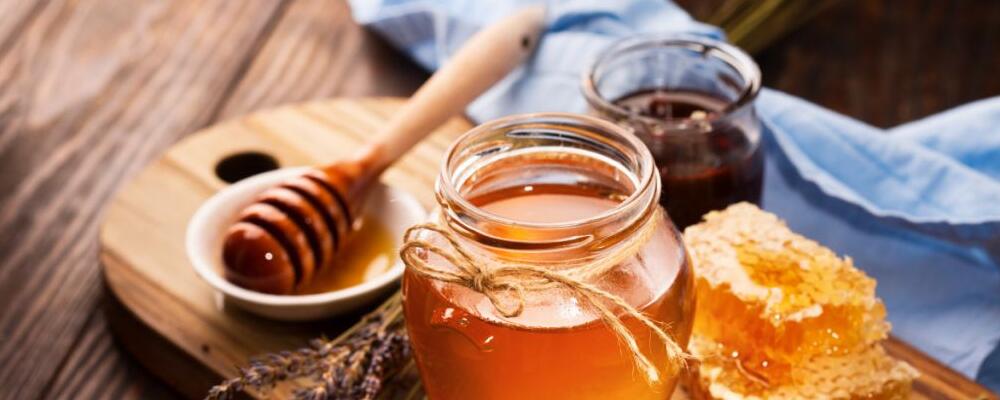 男人喝蜂蜜水有这五大好处 蜂蜜水的正确喝法