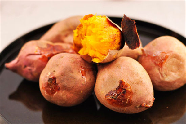 秋天吃红薯有什么好处 秋天吃红薯的注意事项