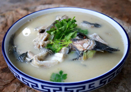 新妈妈多吃哪些食物奶水足