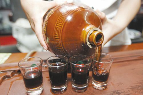 怎样喝黄酒才能补血养颜