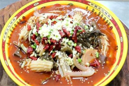 香辣浓郁的麻辣毛血旺做法