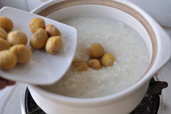 板栗粥的做法 板栗煮粥有什么好处