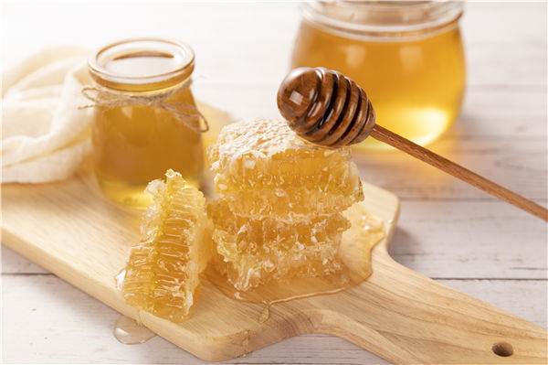 蜂蜜的功效与作用 食用蜂蜜的好处
