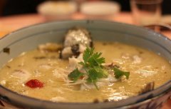 酸菜蛇段汤的常见做法 酸菜蛇段汤怎么做好吃