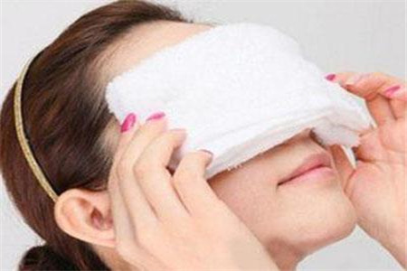 上班族保护眼睛的六个方法